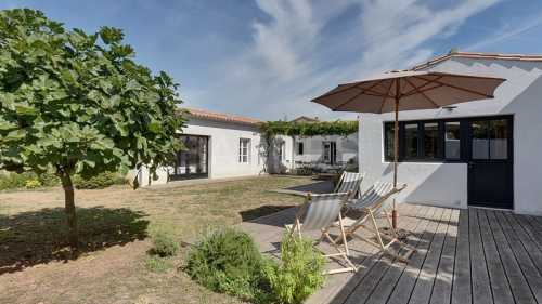 Maison LOIX - Ref M-69844
