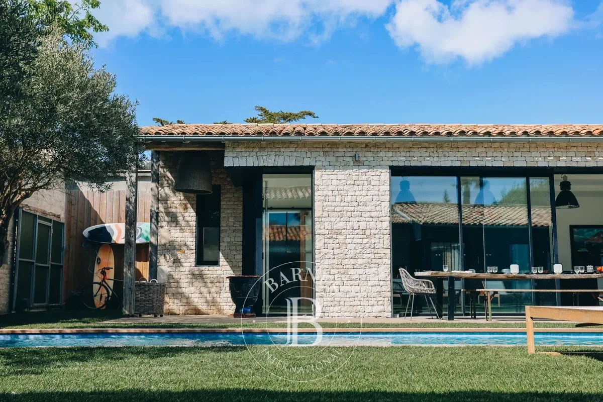 Villa Vauban, house to rent in Saint-Martin-de-Ré · ref. 85292366 · view 1