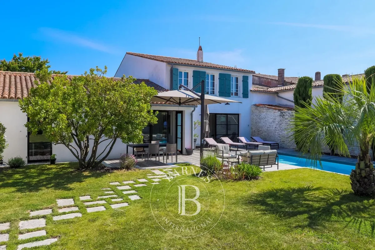 House for sale in La Flotte · ref. 85791489 · view 2