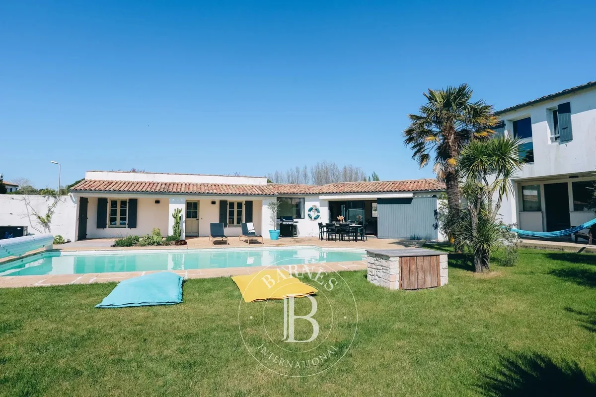 Villa Aurora, house to rent in Les Portes-en-Ré · ref. 85864750 · view 2
