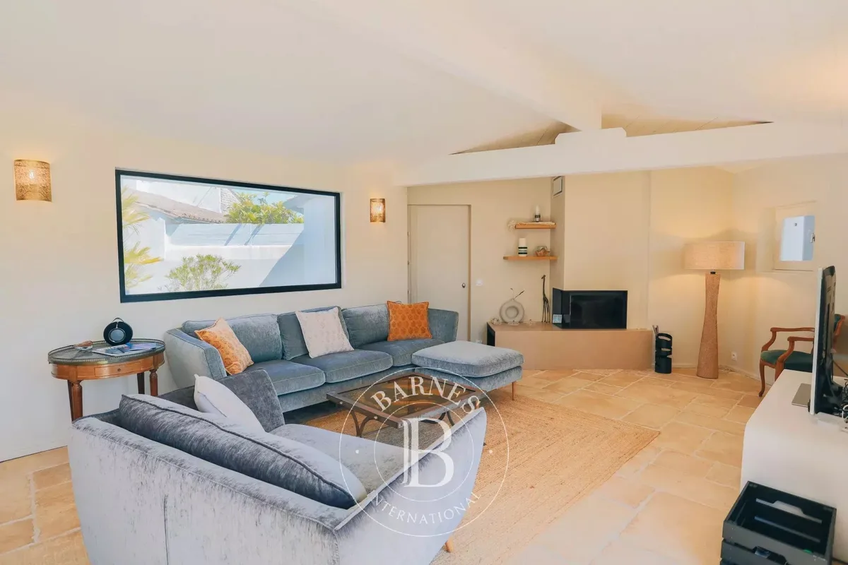 Villa Aurora, house to rent in Les Portes-en-Ré · ref. 85864750 · view 3