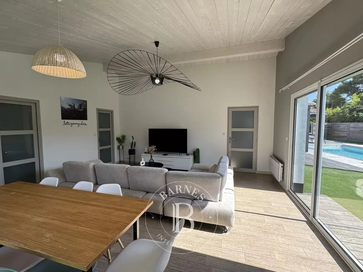 House for sale in Rivedoux-Plage · ref. 86083868 · view 3