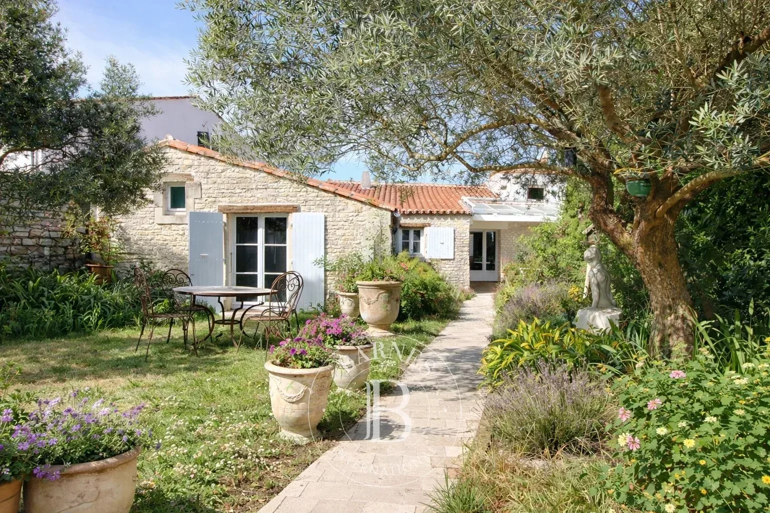 Maison 6 pièces 146 m² · à Le Bois-Plage-en-Ré · 146 m² · 995 000 €