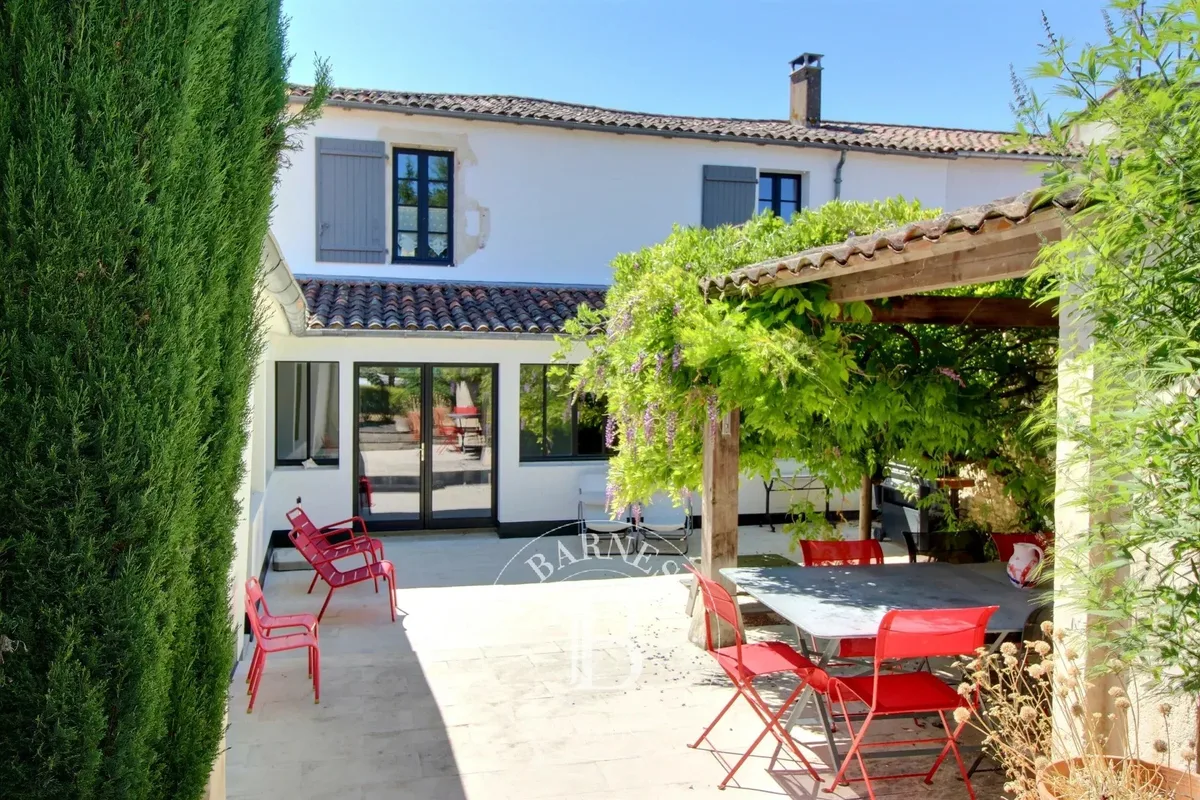 House for sale in La Flotte · ref. 87003993 · view 1