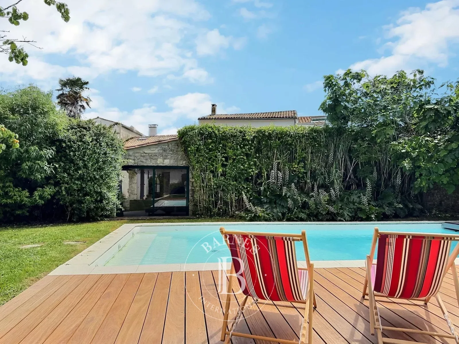 Maison 12 pièces 275 m² · à Le Bois-Plage-en-Ré · 275 m² · 2 495 000 €