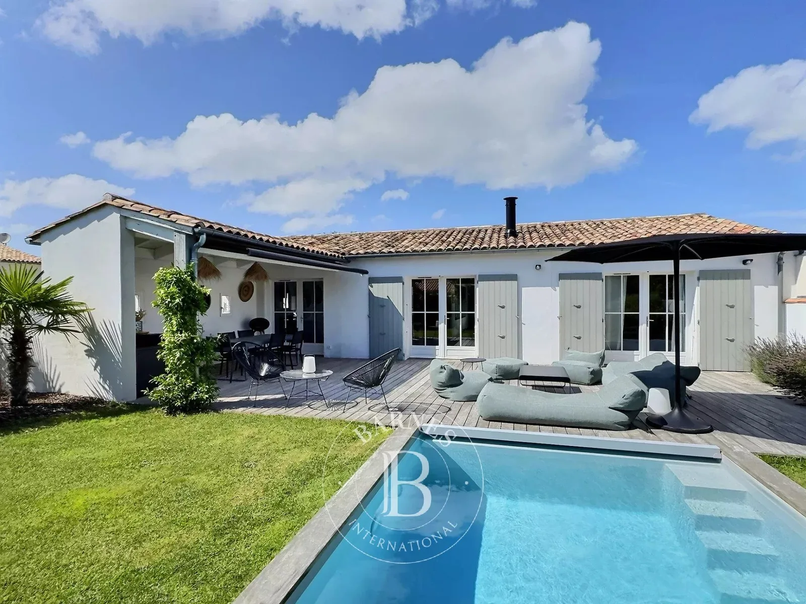 Maison 5 pièces 147 m² · à Le Bois-Plage-en-Ré · 146,9 m² · 1 470 000 €
