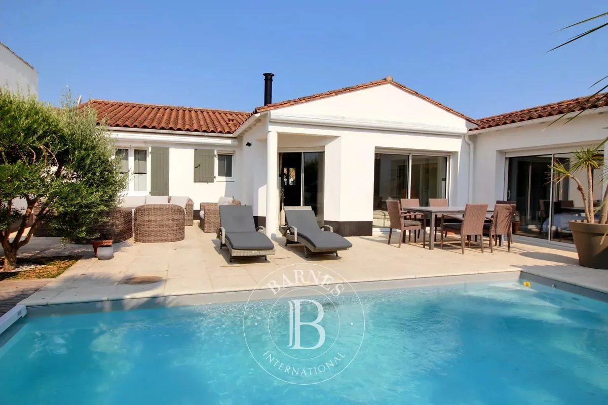 House for sale in La Flotte · ref. 87254977 · view 2