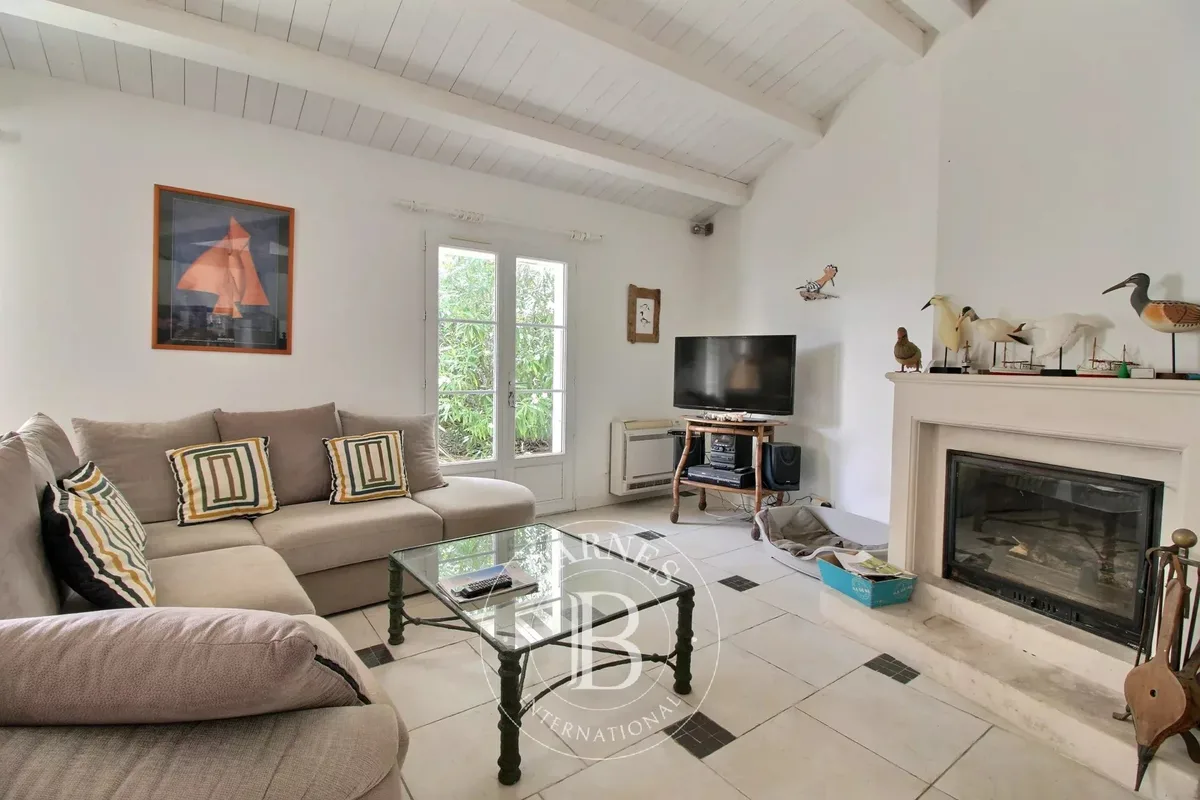 House for sale in Le Bois-Plage-en-Ré · ref. 87278078 · view 2