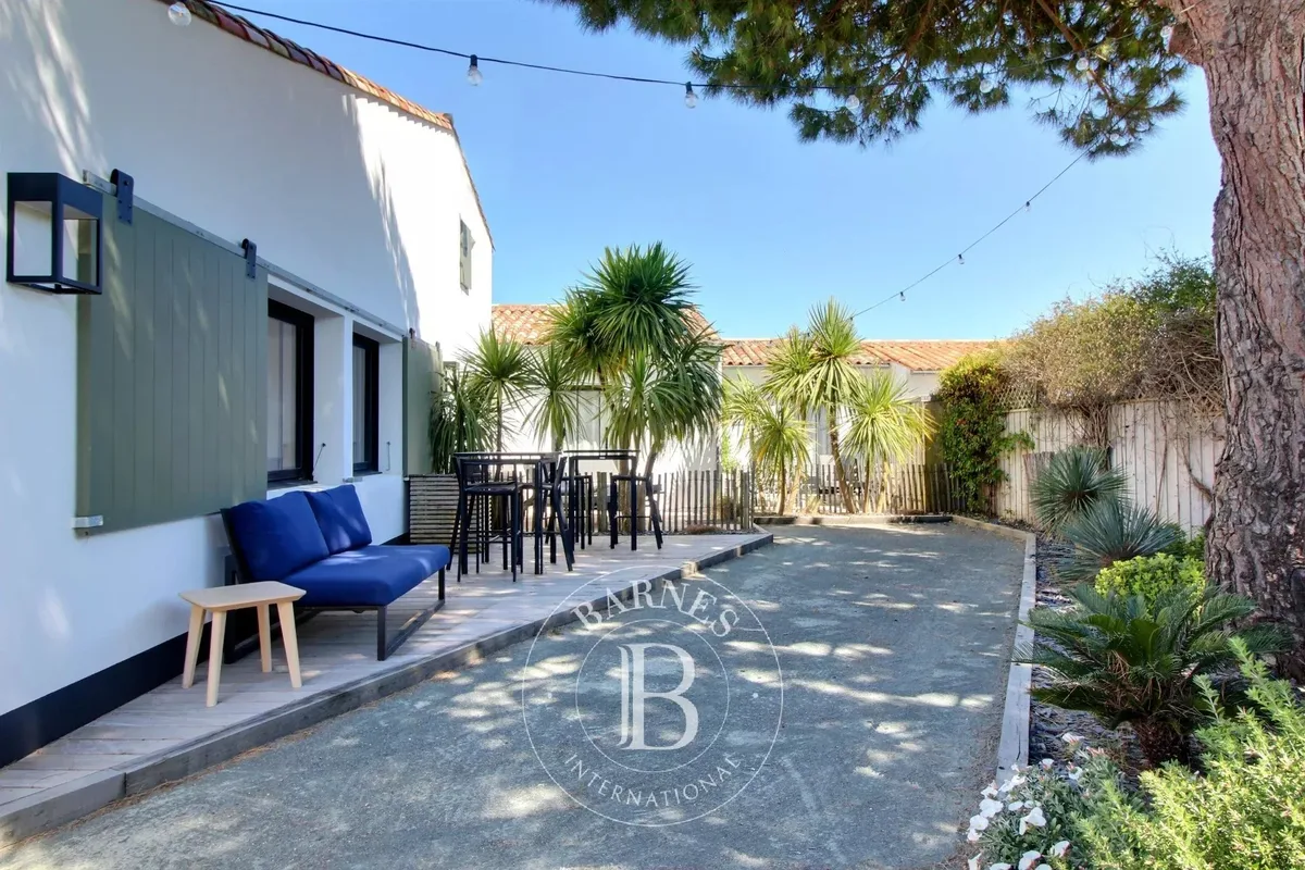House for sale in Le Bois-Plage-en-Ré · ref. 87280547 · view 2