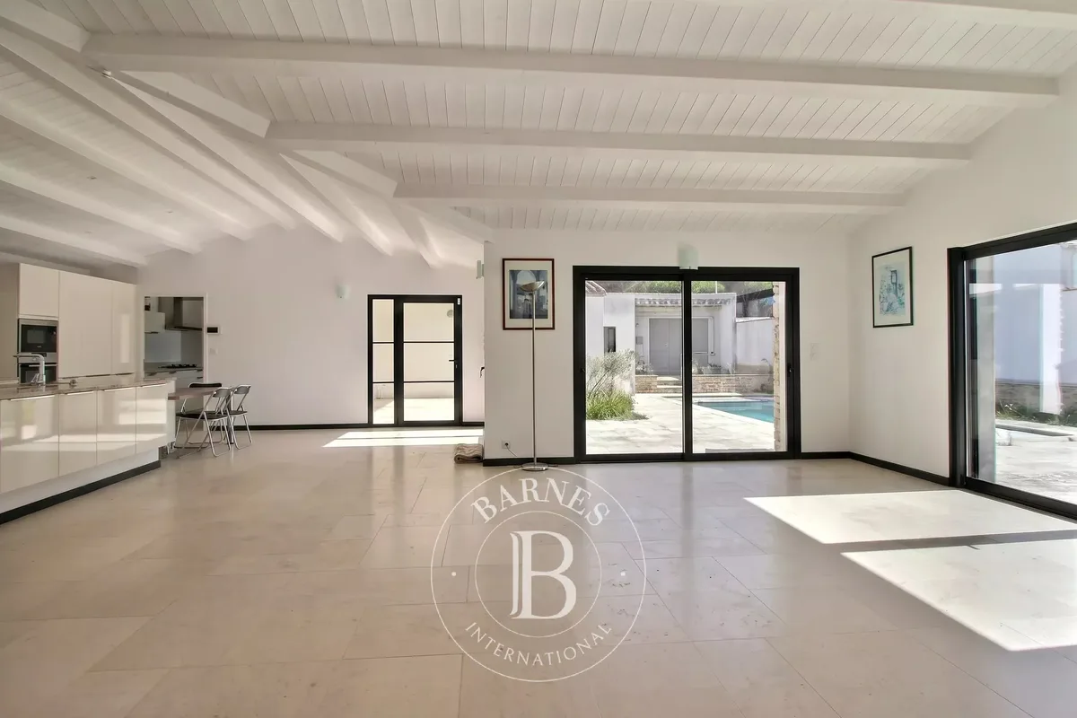 House for sale in Le Bois-Plage-en-Ré · ref. 87406523 · view 3