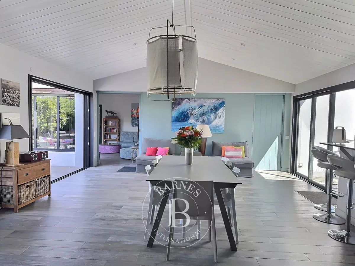 Maison à vendre au Bois-Plage-en-Ré · réf. 87431622 · vue 2