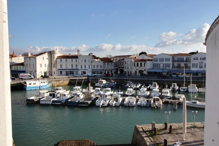 Apartment sold in Saint-Martin-de-Ré by BARNES Île de Ré