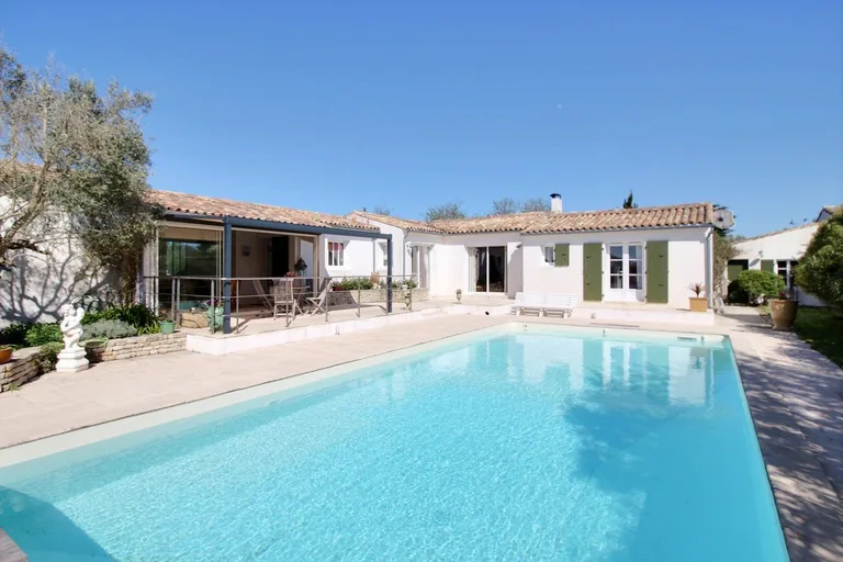 House sold in Les Portes-en-Ré by BARNES Île de Ré