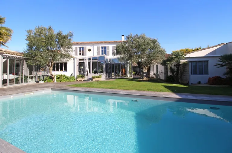 House sold in Le Bois-Plage-en-Ré by BARNES Île de Ré