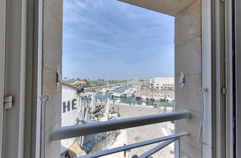 Apartment sold in Saint-Martin-de-Ré by BARNES Île de Ré