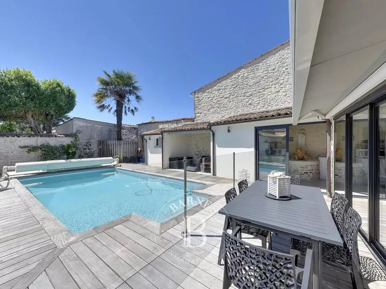 House sold in Le Bois-Plage-en-Ré by BARNES Île de Ré