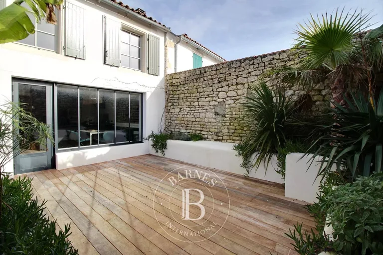 House sold in Sainte-Marie-de-Ré by BARNES Île de Ré