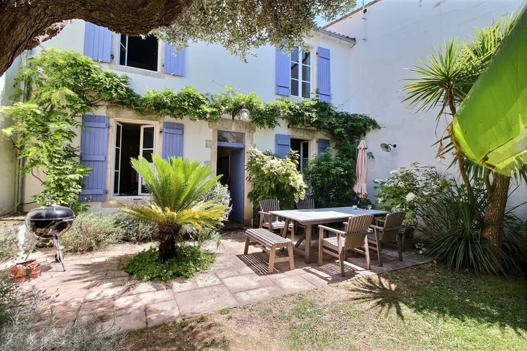 House sold in Sainte-Marie-de-Ré by BARNES Île de Ré