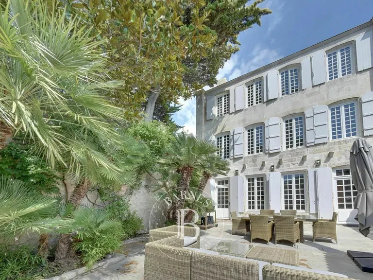 House sold in Saint-Martin-de-Ré by BARNES Île de Ré