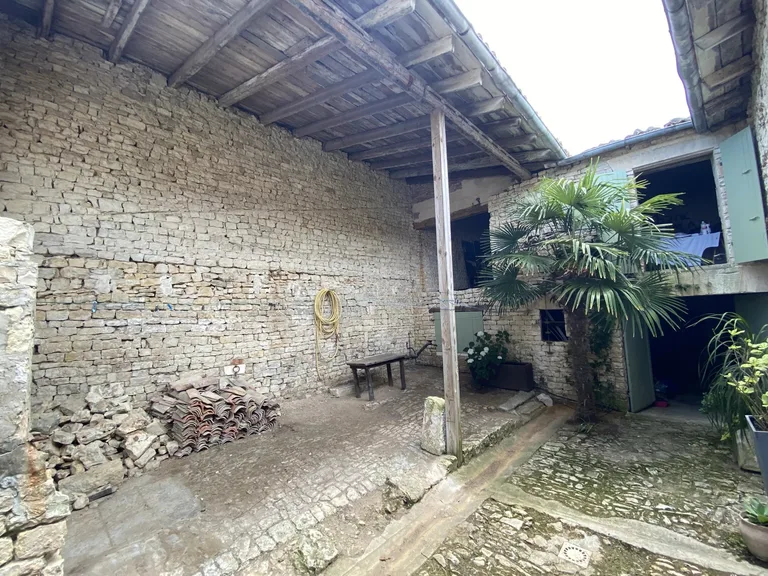 House sold in Sainte-Marie-de-Ré by BARNES Île de Ré