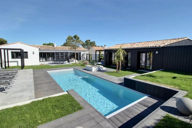 House sold in Le Bois-Plage-en-Ré by BARNES Île de Ré
