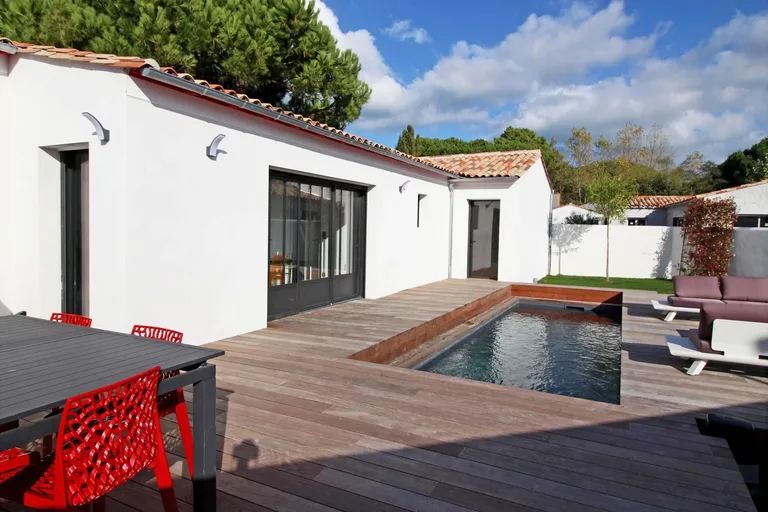 House sold in Le Bois-Plage-en-Ré by BARNES Île de Ré