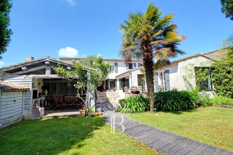 House sold in Les Portes-en-Ré by BARNES Île de Ré