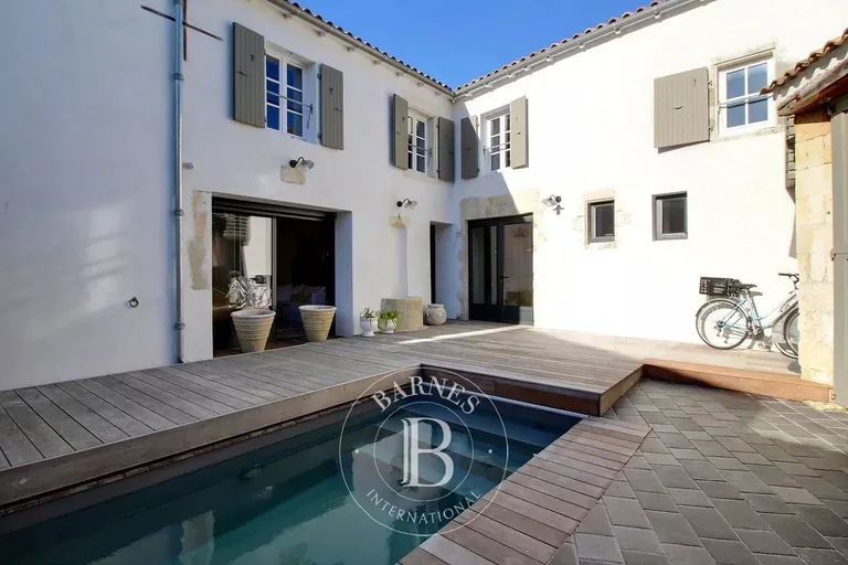 House sold in La Flotte by BARNES Île de Ré