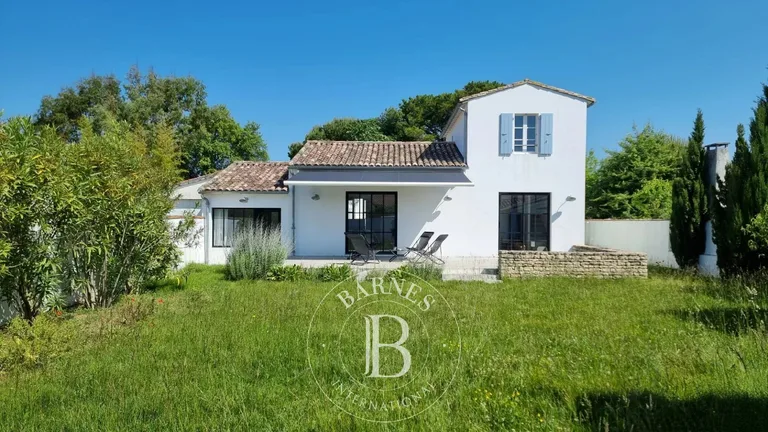 House sold in Les Portes-en-Ré by BARNES Île de Ré