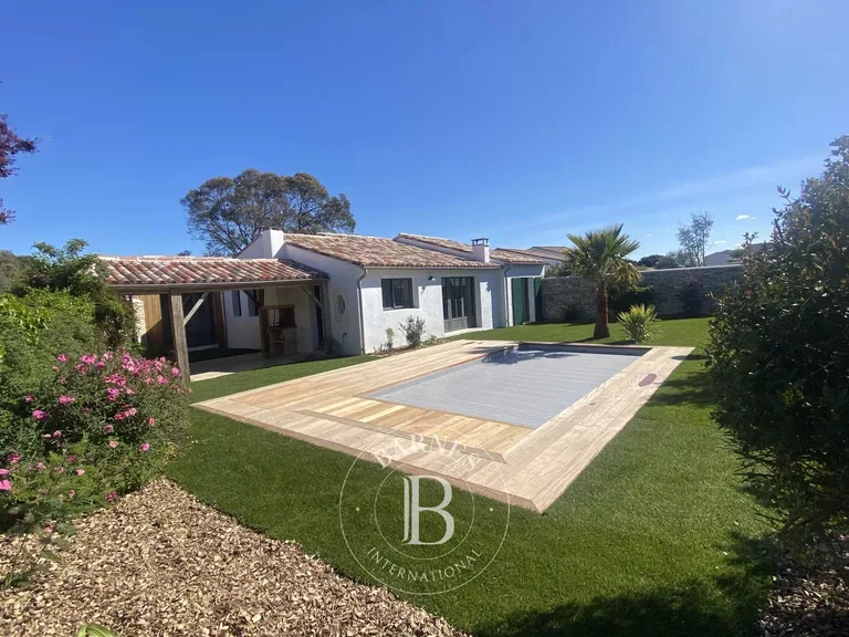 House sold in La Flotte by BARNES Île de Ré