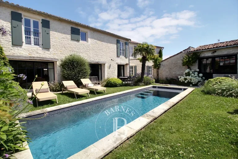 House sold in La Flotte by BARNES Île de Ré