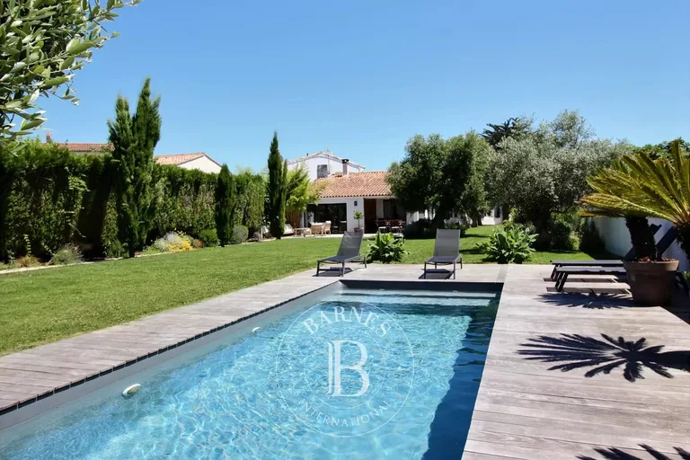 House sold in Le Bois-Plage-en-Ré by BARNES Île de Ré