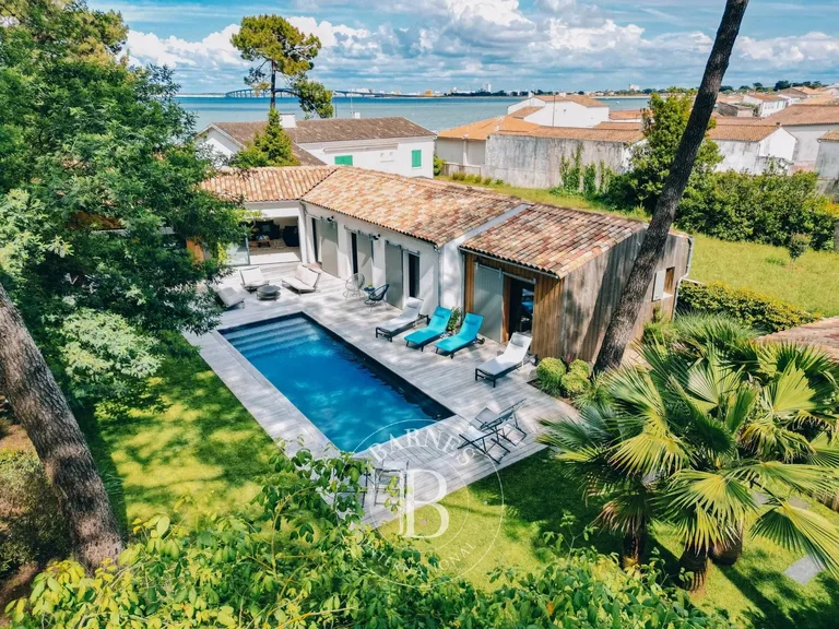 Villa Kirribilli, holiday rental in Rivedoux-Plage · ref. 85293006