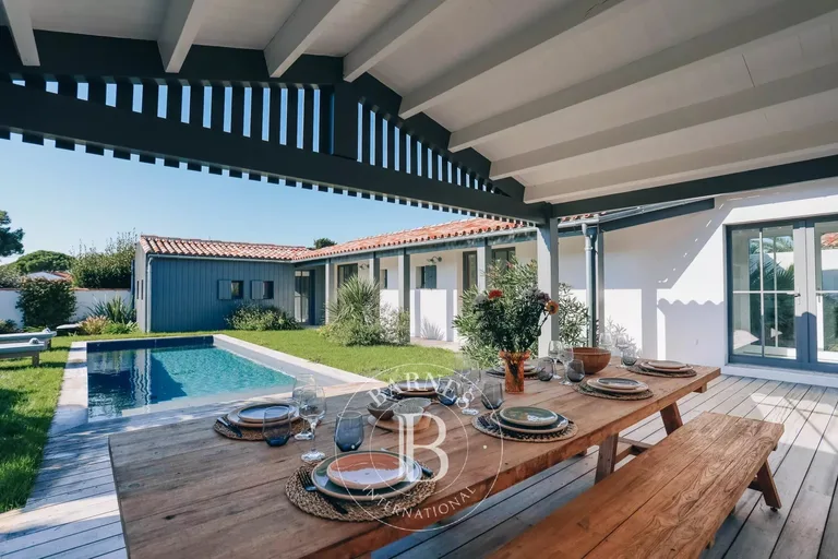 Villa Blue, holiday rental in Le Bois-Plage-en-Ré · ref. 86463952