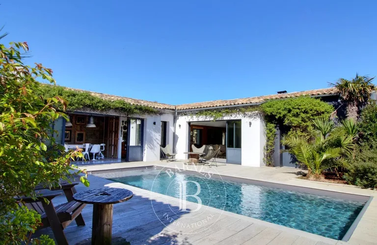 House for sale in Saint-Clément-des-Baleines · ref. 86685508