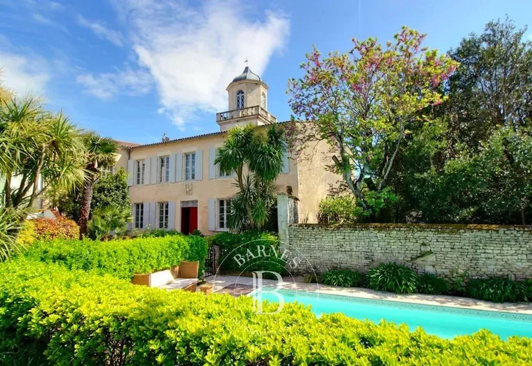 Maison à vendre au Bois-Plage-en-Ré · réf. 87255220